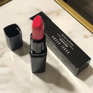 Bobbi brown nwt lipstick in pop pink